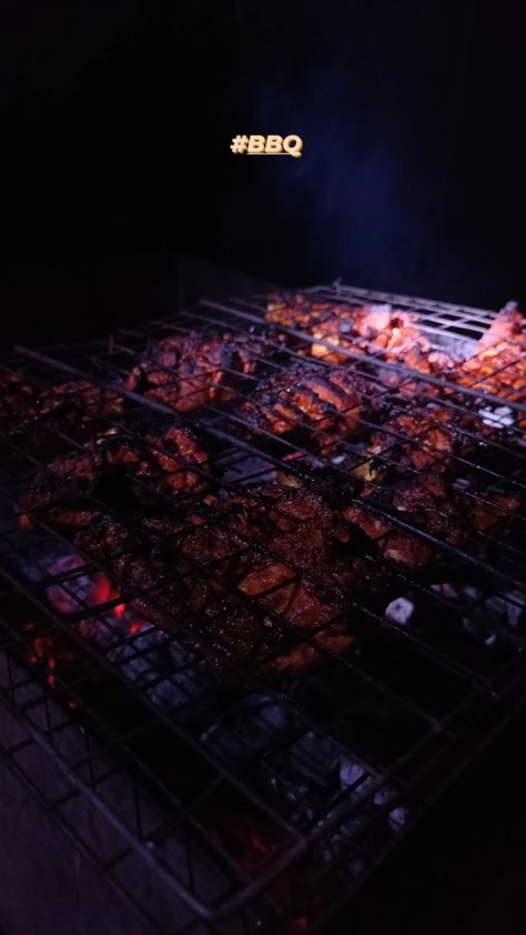 Chicken 🐔🍗 Bbq Night Snapchat, Bbq Night Party, Night Snapchat, Party Snapchat, Bbq Night, Grill Chicken, Cute Love Story, Love Story Video, Cute Love Stories