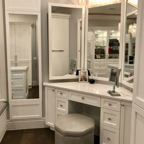 Closet With Vanity, Built In Makeup Vanity, Built In Vanity, Bathroom With Makeup Vanity, Closet Vanity, Dressing Room Closet, Closet And Bathroom, Purse Collection, Closet Layout