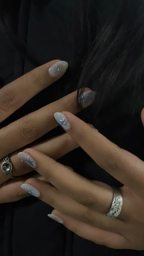 Glitter Jelly Nails Short, Jelly Grey Nails, Korean Star Nails, Grey Douyin Nails, Blue Xiaohongshu Nails, Blue Douyin Nails Short, Chinese Blue Nails, Blue Chrome Star Nails, Grey Korean Nails