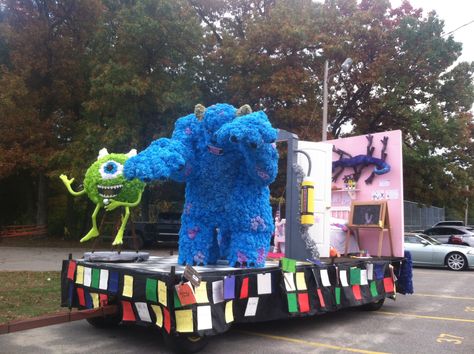 Monsters Inc float for the Lunenburg Homecoming parade Disney Homecoming, Homecoming Decorations, Homecoming Floats, Hall Ideas, Homecoming Parade, School Spirit Wear, Parade Float, Monster University, Student Council