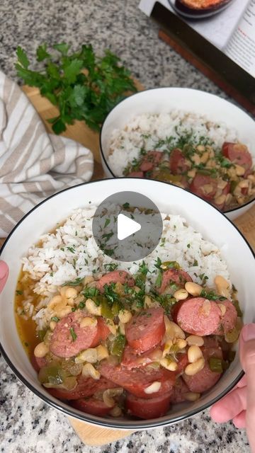 Ally Rolla on Instagram: "White beans and sausage 🫘🫑🌶️🍚 simple and delicious! Recipe below ✨ bonus points if you serve it with cornbread ☺️

Ingredients:
- 1 1/2 lbs sausage
- 1 onion
- 1 green bell pepper
- 2 celery stalks
- garlic
- olive oil
- @tonychacheres creole seasoning
- dried oregano
- dried parsley
- 32 oz chicken broth
- 2 cans white beans (drained & rinsed)
- 1 bay leaf
- white rice
- fresh parsley for garnish

Instructions:
- heat olive oil in a large pan and cook until outsides start to brown and get crispy
- remove sausage from pan and add onion, bell peppers, celery, and garlic
- sauté until veggies begin to soften
- add sausage back to pan along with seasonings
- stir in chicken broth and beans and bring to a slight boil 
- add in bay leaf, lower heat, and simmer for Easy Rice Bowls, Low Calorie Low Fat Recipes, White Beans And Sausage, Low Fat Low Calorie Recipes, Beans And Sausage, With Cornbread, Serve Over Rice, Sausage Dishes, Antipasto Platter