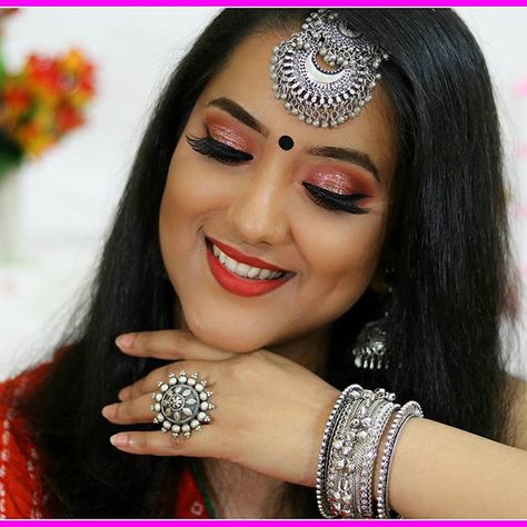 New video up on channel on Navratri Garba makeup tutorial with rose gold glitter eyes. Glittery eyes are perfect for the festive and wedding season.  Check out my youtube channel Perkymegs for more such Indian ethnic fashion and makeup ideas.  . Garba Look Makeup, Navratri Makeup Look Ideas, Garba Makeup Look Ideas, Garba Makeup Look, Garba Makeup, Navratri Makeup Look, Indian Party Makeup, Indian Makeup Tutorial, Makeup Tutorial For Kids