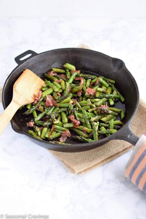 Asparagus with Bacon Asparagus With Bacon, Bacon And Asparagus, Sauteed Asparagus, Cravings Recipes, Vegetable Side Dishes Healthy, Asparagus Bacon, Summer Side Dish, Bacon Recipe, Vegetable Side Dishes Recipes