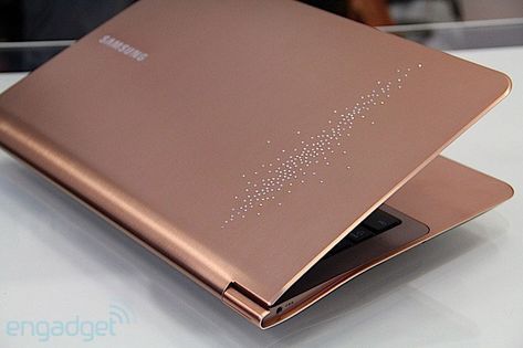 Samsung Rose Gold laptop Rose Gold Laptop, Cool Office Gadgets, Laptop Samsung, Samsung Pink, Gold Laptop, 200 Dollars, New Electronic Gadgets, Samsung Laptop, Free Iphone Giveaway