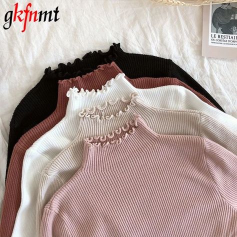 cd0dce8fca267bf1fb86cf43e18d5598desc48083072ri Pullover Mode, Slim Sweater, Ruffle Sweater, Pullover Outfit, Winter Mode, Womens Turtleneck, Mode Inspo, Casual Pullover, Sweater Fashion