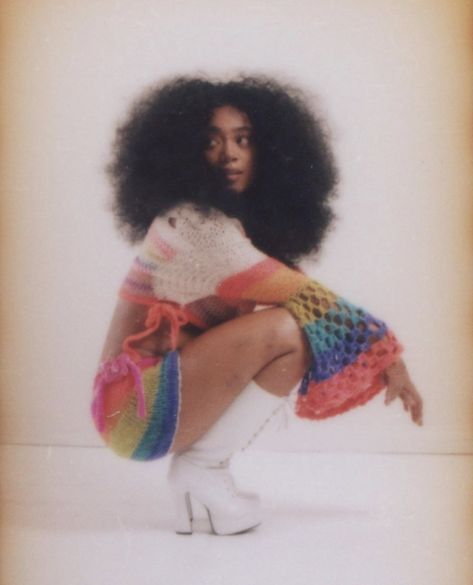 Nylon Japan, 70s Inspired Fashion, 70s Aesthetic, Black Photography, Black Femininity, Poses References, Human Poses, Body Reference, Pose Reference Photo