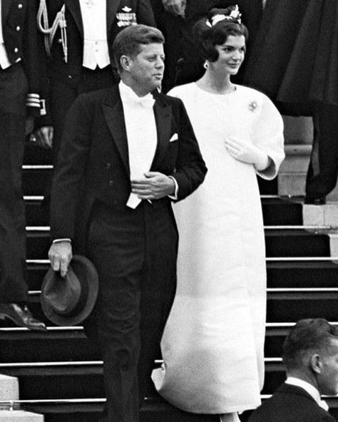 In a world of social media I sense an effort to  co-opt First Lady Jacqueline Kennedy's elegance-her grace- her humanity- her style. it now#shesnotjackie Jackie Oh, Jacqueline Bouvier, Icon Fashion, Jackie O Style, John Junior, Jackie Onassis, Versailles France, First Ladies, John Fitzgerald