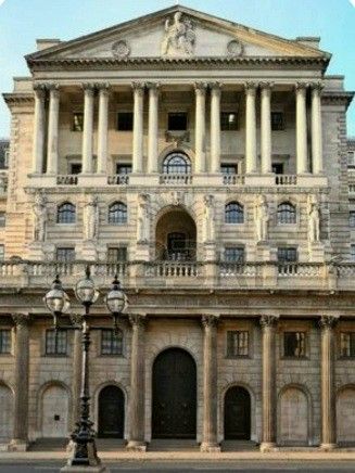 London, England English Architecture, Banks Building, Bank Of England, Neoclassical Architecture, England London, Italian Architecture, London Architecture, Europe Photos, Classical Architecture