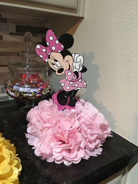 Minnie Mouse Centerpieces Balloons, Minnie Mouse Party Centerpieces, Minnie Centerpieces, Oh Twodles Centerpieces, Mini Mouse Centerpiece, Minnie Mouse Table Set Up, Minnie Centerpieces Ideas, Minnie Mouse Centerpiece, Minnie Mouse Centerpieces 1st Birthday