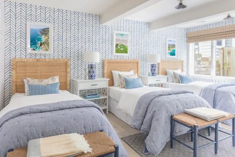 Michigan Lake House, Lakehouse Bedroom, Michigan Lake, Shared Girls Bedroom, Two Twin Beds, Gray Malin, Twin Beds, Dekorasi Kamar Tidur, Twin Bedroom