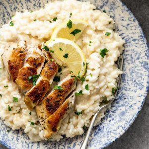 Filet Mignon Chorizo, Cooking Risotto, Lemon Risotto, Recipes For Chicken, Chicken Lemon, Chicken Risotto, Delicious Family Meals, Risotto Recipes, Simply Delicious