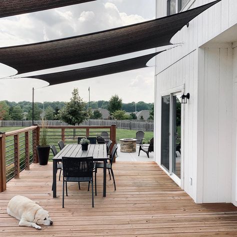 Porch Awning Ideas Shade Sails, Back Patio Sunshade Ideas, Sun Sail Shade Ideas Small Patio, Deck With Sail Shade, Shade Sail Over Patio, Shade Sail Installation Deck, Sail Awnings Outdoor Spaces, Sail Shades For Deck, Canopy On Deck Patio