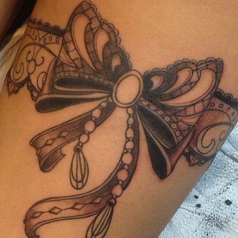 Garter Belt Tattoo, Pink Bow Tattoos, Lace Garter Tattoos, Lace Bow Tattoos, Thigh Garter Tattoo, Tattoo Lace, Black And White Tattoo, Garter Tattoo, Tattoo Trend