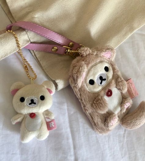 Korilakkuma Accessories, Rilakkuma Accessories, Aesthetic Haikyuu, Hitoka Yachi, Cute School Stationary, Pretty Princess, Hello Kitty Items, A Silent Voice, Cute Keychain