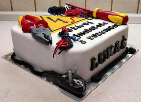 Electrician tools - cake by Majka Maruška - CakesDecor Dad Birthday Cakes, 21st Cake, Electrician Tools, Lean And Green Meals, Tool Cake, Grooms Cake, Cakes For Boys, Appetizers For Party, Yummy Cakes