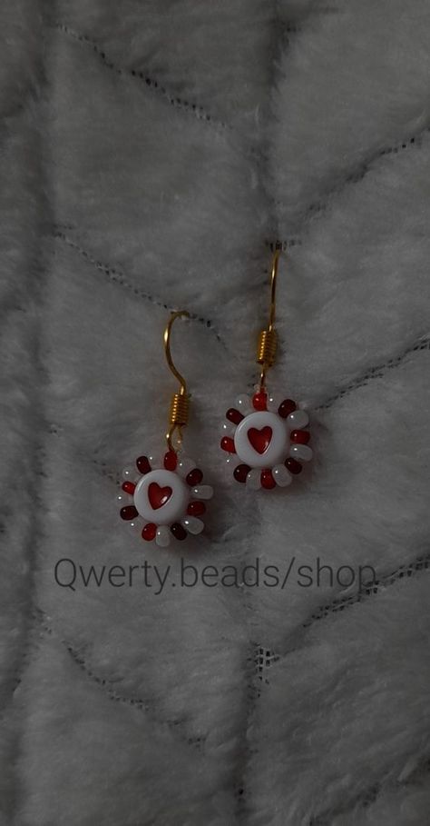 Bead Earrings Ideas Diy Jewelry, Anting Manik, Ankle Bracelets Diy, Diy Wire Earrings, Diy Beaded Rings, Diy Jewelry Unique, Bead Charms Diy, Diy Bracelet Designs, Handmade Jewelry Tutorials