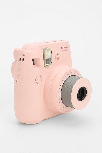 I love this.....SO fun!! Camera Polaroid, Fujifilm Instax Mini 8, Pink Camera, Instax Mini 8, Polaroid Camera, Mini 8, Foto Tips, Colour Blocking, Instant Camera