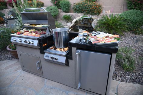 Be the Backyard Pro on a Kokomo Grill. These products are so easy to use from BBQ Grill to Lobster Boil you can do it all on a KoKoMo BBQ Island Package.