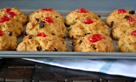 Guyanese Coconut Buns - You might think it strange to see a coconut buns recipe on the blog when this is the week we tend to see a lot of lucky food... Coconut Drops Recipe, Guyana Food, Rock Buns, Coconut Buns, Guyanese Recipes, Lucky Food, Coconut Baking, Trinidad Recipes, Trini Food