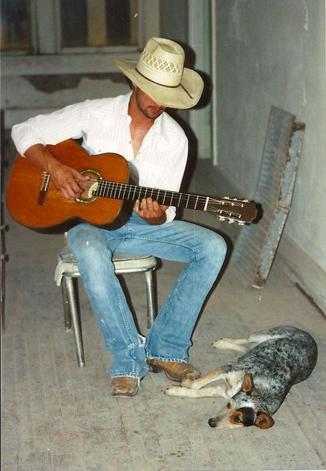 Southern Male Fashion, Rancher Outfits Men, Cowboy Asethic Outfits, Men In Denim, Country Outfits Men, Western Fashion Men, Ryan Bingham, Cowboy Photography, Western Outfits Men