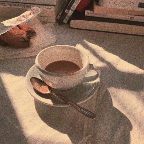 #coffee #drinks #food #aesthetic #beige #themes #kpop #break #drink #morning  https://weheartit.com/entry/326655447 Academic Aesthetic, Beige Icons:), Light Academia Aesthetic, White Food, Cream Aesthetic, Vintage Icons, Aesthetic Coffee, 背景 シンプル, Dark Academia Aesthetic