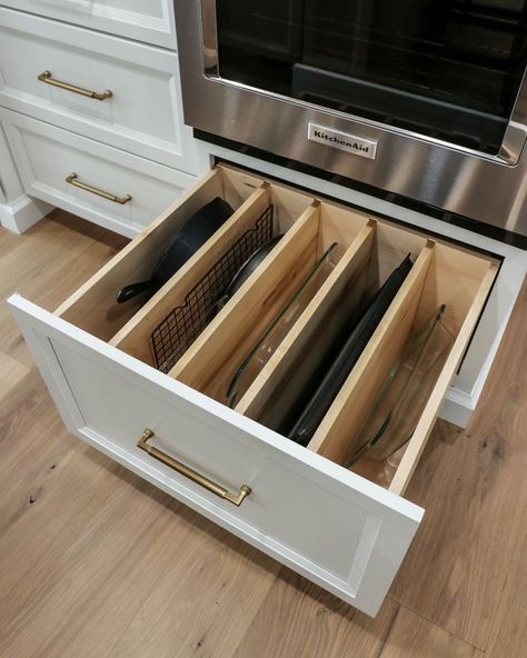 Dream Kitchen Cabinet Ideas, Custom Kitchen Cabinet Drawers, Kitchen Features Ideas, Dream Kitchen Decor, Custom Kitchen Cabinet Organization, Custom Kitchen Features, Truffle Kitchen Cabinets, Kitchen Design Must Haves, Kitchen Cabinet Must Haves