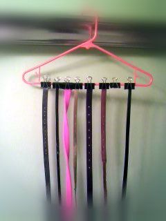 Attach binder clips to a hanger to hang belts in a closet. No more wadded up belts and leather creases! Belt Rack, Binder Clips, How To Hang, Coat Hanger, Clothes Hanger, No More, Home Organization, Belts, House Styles