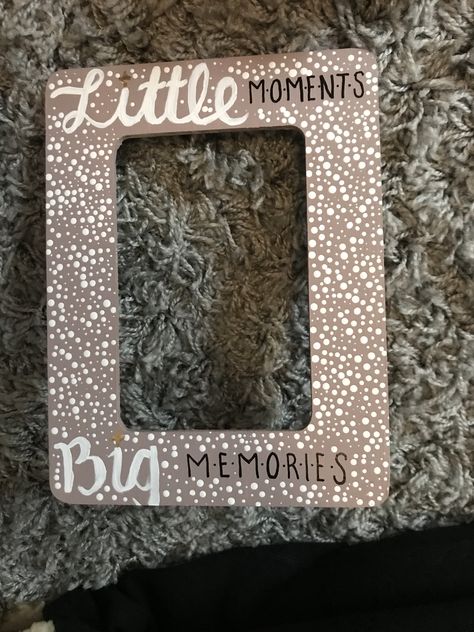 Cute Big Little Gifts, Big Little Diy Gifts, Big Little Sorority Gifts, Gifts For Little Sorority, Big Little Picture Frame, Diy Big Little Gifts, Big And Little Baskets, Big Little Notes, Big Little Room Decorations Sorority