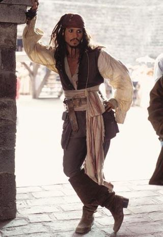 Aesthetic Male Outfits, Ren Faire Outfits, Pirate Cosplay, Kaptan Jack Sparrow, Pirate Halloween Costumes, Pirate Outfit, Fair Outfits, Pirate Halloween, Captain Jack Sparrow