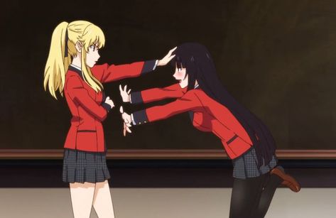 Mary stopping Yumeko from hugging her Kakegurui Gif, Yumeko Jabami, Anime Girlxgirl, Cute Anime Wallpaper, Anime Best Friends, Anime Ships, All Anime, Tokyo Revengers, Anime Funny