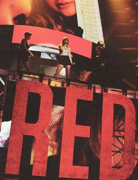 RED tour ahhhh!!! Taylor Swift Red Tour, Loving Him Was Red, Red Season, Taylor Swift Party, Swift Facts, Red Tour, Taylor Swift Facts, Jesy Nelson, Taylor Swift Red