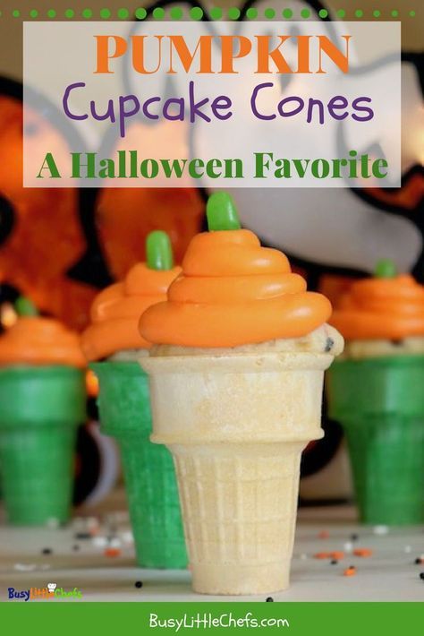 Learn how to make these awesome Halloween cupcakes for kids.These were so much fun to make, and they loved swirling the frosting onto the top. #halloween #kids #cupcakes #cupcakecones #treats #party #decoratingideas #busylittlechefs Halloween Themed Food Ideas, Halloween Party Snacks For Kids, Healthy Halloween Food Ideas, Halloween Food Ideas For Parties, Dinner Smoothies, Easy Halloween Desserts, Halloween Recipes For Kids, Hot Chocolate Easy, Food Ideas For Parties