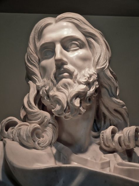 Bernini Bernini Sculpture, Angel Statues Sculpture, Traditional Sculptures, Statue Tattoo, Jesus Statue, Classic Sculpture, Greek Statues, Jesus Tattoo, Religious Tattoos