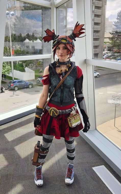 Lilac City Comic Con, all handmade :)) Gaige Borderlands, Cell Shading, Borderlands Cosplay, City Comic, Borderlands, Superman, Lilac, Comics, Halloween