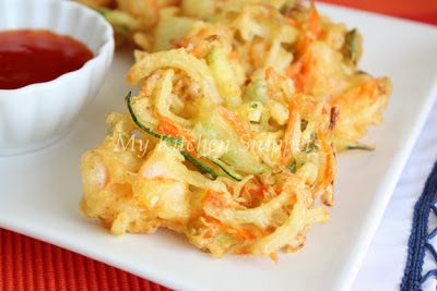 My Kitchen Snippets: Kakiage/Japanese Vegetable Fritters Veggie Tempura, Tempura Vegetables, Vegetable Fritters, Tempura Recipe, Veggie Fritters, Veggie Fries, Fritter Recipes, Ginger Recipes, Hawaiian Food