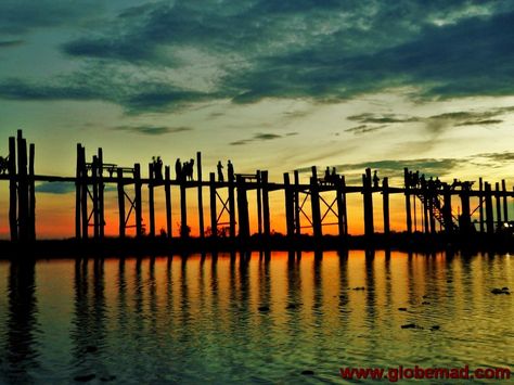 U Bein old traditional wooden bridge near Mandalay Myanmar Burma Mandalay Palace, Glass Palace, Mergui Archipelago, Trek Ideas, Mandalay Myanmar, Myanmar Art, Magic Places, Myanmar Travel, Inle Lake