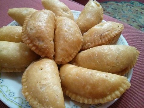 Fried Pastry, Vegetarian Snacks Recipes, Vegetarian Snacks, Indian Sweet, Evening Snacks, All Purpose Flour, Indian Sweets, Snap Food, Food Crafts