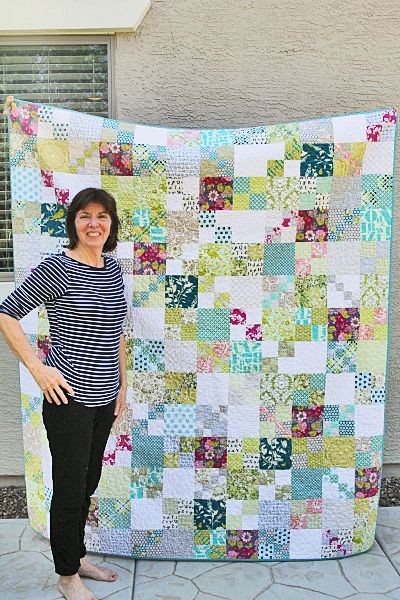 Toddler Quilt, Pinwheel Quilt, Lap Quilts, Star Quilt Patterns, Scrappy Quilt, Splish Splash, How To Finish A Quilt, Scrappy Quilts, Patch Quilt