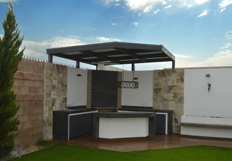 Area de Asador...: Jardines de estilo moderno por Daniel Teyechea, Arquitectura & Construccion Outdoor Grill Station, Barbecue Design, Outdoor Barbeque, Outdoor Kitchen Bars, Backyard Grilling, Outdoor Kitchen Patio, Backyard Pergola, Covered Pergola, House Outside Design