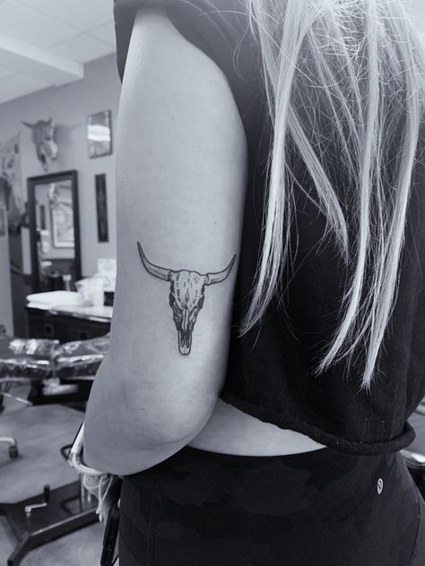 #tattoo #tattooideas #trendy #tattoosforwomen Small Long Tattoo For Women, Zach Bryan Bull Tattoo, Bull Skull Tattoo Back Of Arm, In Memory Horse Tattoo, Cow Hand Tattoo, Tattoo Ideas Southern, Simple Cow Skull Tattoo, Bull Tattoo Women, Texas Long Horn Tattoo For Women