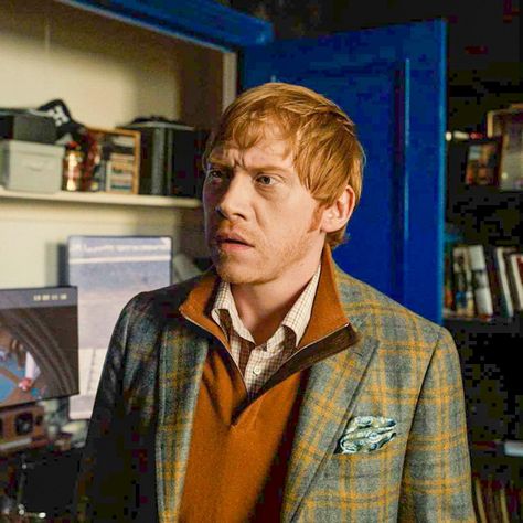 Rupert Grint 2023, Revenge Of The Fallen, Rupert Grint, James Potter, Ron Weasley, Season 3, Revenge, Men's Fashion, Harry Potter