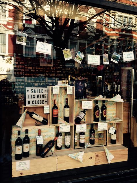 Wine Bar Display Ideas, Winery Window Display, Wine Store Window Display, Small Wine Shop Interior Design, Wine Shop Window Display, Wine Window Display, Wine Display Ideas, Wine Boutique Shops, Wine Store Display