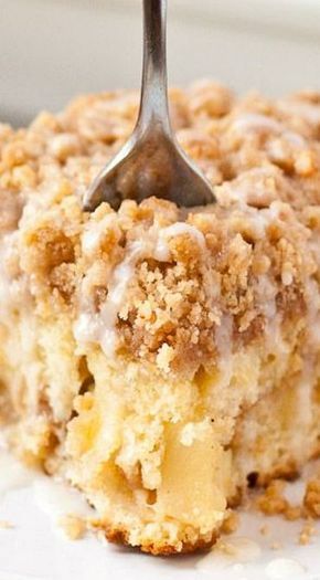 Coffee Cake Apple, Apple Streusel Coffee Cake Recipes, Apple Crumb Cake Recipe Easy, Apple Crumb Loaf Cake, Apple Coffee Cake Recipes Breakfast, Apple Streusel Cake Recipe, Coffee Apple Cake, Apple Spice Coffee Cake, Apple Pie Filling Coffee Cake Recipes