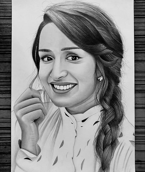 Drawing Of Shraddha Kapoor, Celebrity Portraits Drawing Sketch, Realistic Eye Tattoo, Girls Drawing, Digital Painting Photoshop, Allu Arjun Images, Sketch Images, Soft Pastels Drawing, Pencil Drawing Images