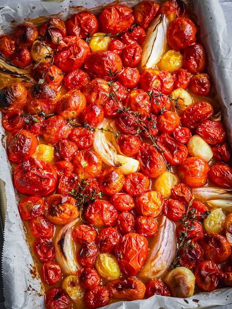 Grape Tomato Pizza Sauce, Tomatoes In The Oven, Oven Roast Tomatoes, Grape Tomato Sauce Recipes, Roast Cherry Tomato Pasta, Roasted Cherry Tomato Pizza Sauce, Oven Roasted Cherry Tomato Sauce, Roasted Tomato Garlic Sauce, How To Roast Cherry Tomatoes