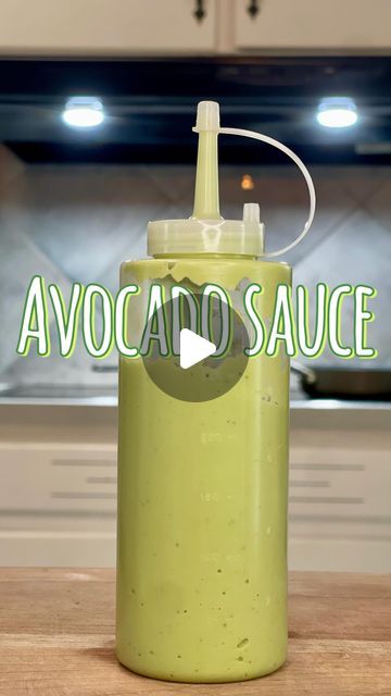 Healthy Sauce, Dairy Free Dips, Dairy Desserts, Nonfat Greek Yogurt, Avocado Sauce, Reduce Food Waste, Avocado Recipes, No Waste, Salad Dressing Recipes