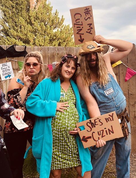 Trailer Park Halloween Costumes, Trailer Park Outfit Party, Trailer Park Wedding Theme, Trailer Park Wedding, Trailer Trash Christmas Party, Trailer Park Birthday Party, Trailer Park Tragedy Costumes, Trailer Park Costume, Trailer Trash Party Ideas