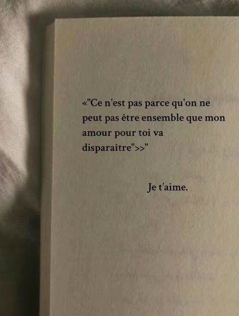 Citation Crush, French Words Quotes, French Poems, Belle Citation, Romantic Book Quotes, French Quotes, Love Dating, True Facts, True Life