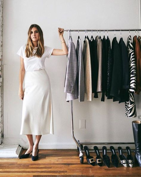 Allison Bornstein Shares Her Fashion Dos & Don’ts | sheerluxe.com Allison Bornstein, Celebrity Stylist, Build A Capsule Wardrobe, Fashion Rules, Isla Fisher, Chunky Knitwear, Katie Holmes, Slip Skirt, Best Advice