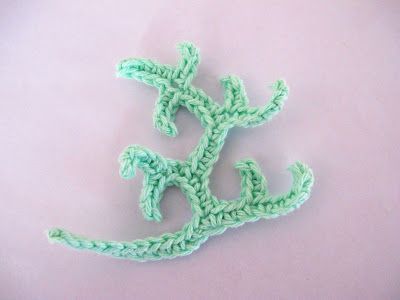 Crochet Lichen Pattern, Crochet Seaweed Free Pattern, Seaweed Crochet, Crochet Lichen, Ocean Amigurumi, Crochet Seashell Applique, Crochet Coral, Crochet Embellishments, Coral Pattern